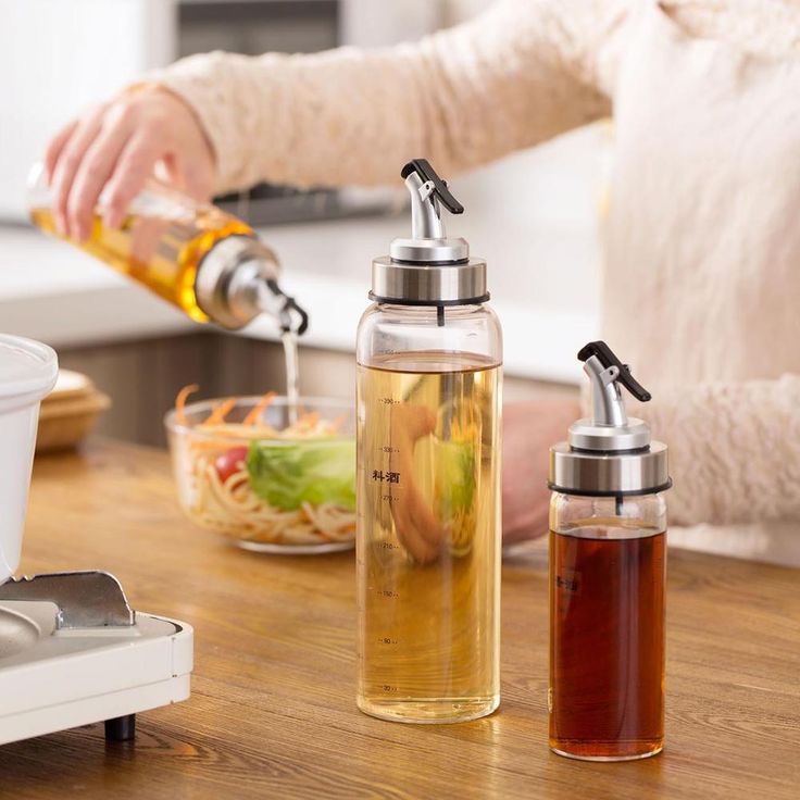 Premium Plastic Oil Dispenser – 1000ml